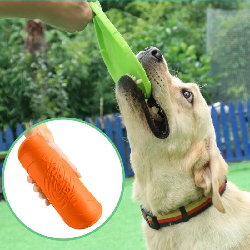 "Interactive Silicone Flying Disc - Fashionable Chew Toy for Dogs"