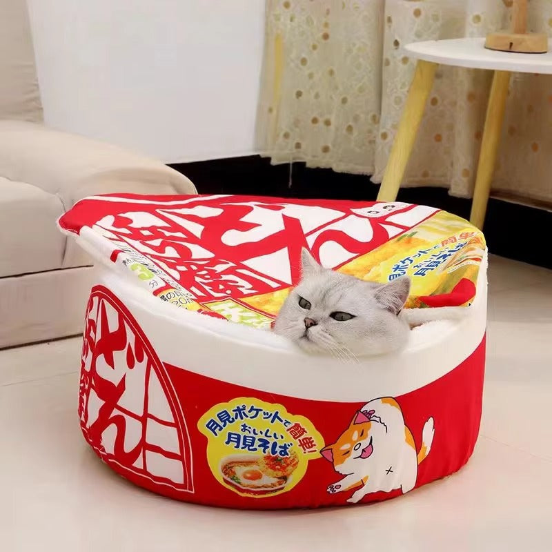 "Super Large Instant Noodle Pet House - Cozy Kennel for Dogs and Cats"
