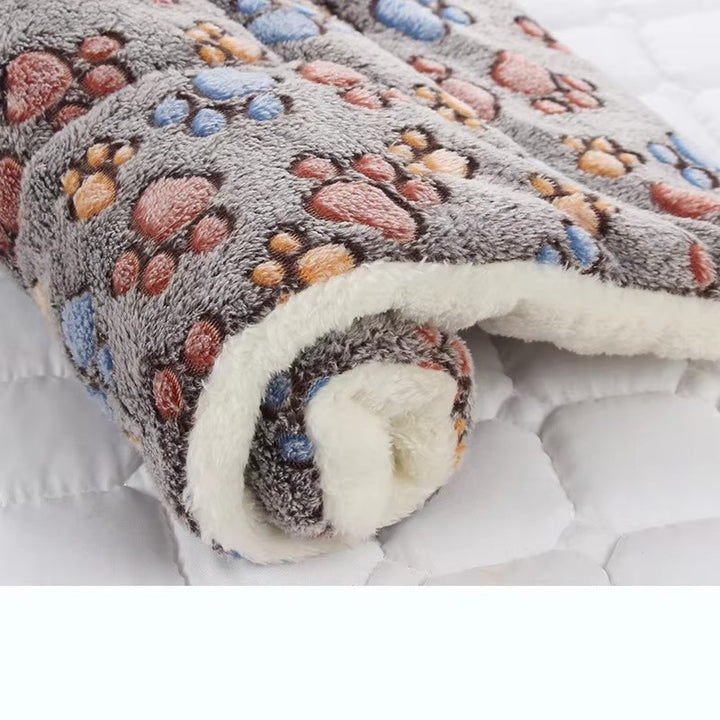 Cozy Flannel Thickened Dog Bed Mat for Winter Comfort | Soft Pet Sleeping Mat for Dogs & Cats