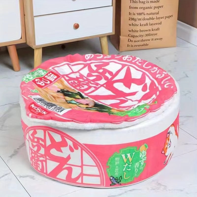 "Super Large Instant Noodle Pet House - Cozy Kennel for Dogs and Cats"