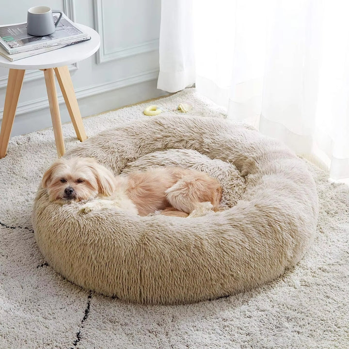 "Super Cozy Long Plush Cat Bed - Ideal for Cats & Small Dogs"